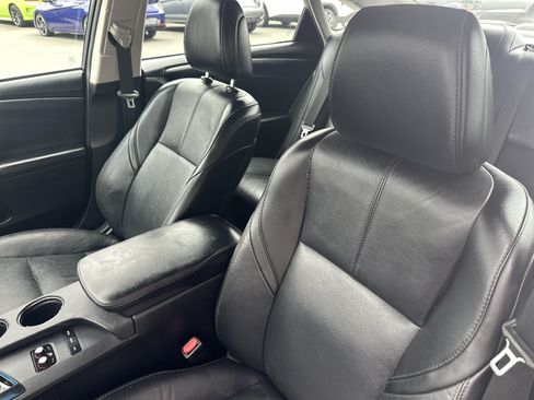 Used 2017 Toyota Avalon XLE w/ Carpet Mat Package FWD image 19