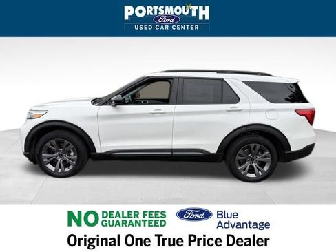 Certified 2022 Ford Explorer XLT w/ Equipment Group 202A image 2