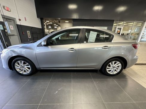 Used 2013 MAZDA MAZDA3 i Touring image 33
