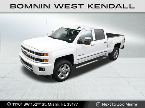Used 2018 Chevrolet Silverado 2500 LT w/ Custom Sport Edition image 12