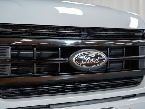 Certified 2023 Ford F150 Lariat w/ Equipment Group 502A High image 14