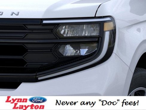 New 2025 Ford Expedition Active image 18