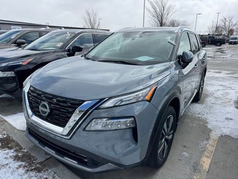 Used 2023 Nissan Rogue SL w/ SL Premium Package image 1