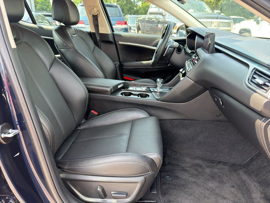 Used 2026 Genesis G70 2.5T RWD image 23