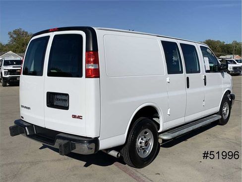 Used 2023 GMC Savana 2500 w/ Driver Convenience Package image 2