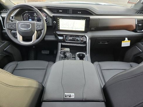 New 2026 GMC Sierra 1500 Denali image 2