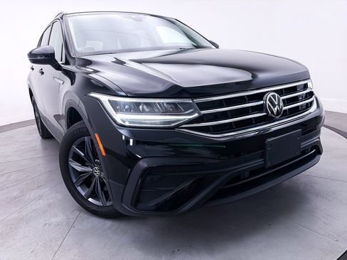 Used 2023 Volkswagen Tiguan SE AWD/4WD image 7