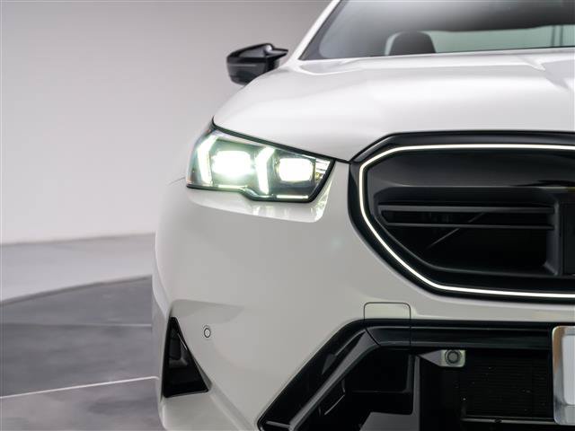 Used 2027 BMW M5 AWD/4WD image 11
