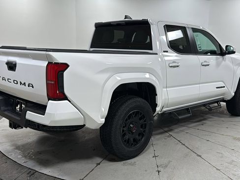 New 2026 Toyota Tacoma SR5 image 5