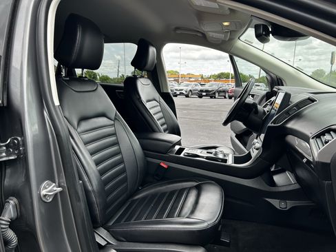 Used 2024 Ford Edge SEL AWD/4WD image 15