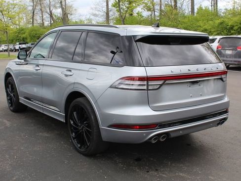 Certified 2023 Lincoln Aviator Black Label w/ Jet Package AWD/4WD image 7