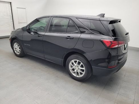 Used 2024 Chevrolet Equinox LS w/ LS Convenience Package FWD image 3