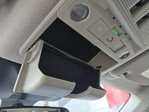 New 2026 Nissan Kicks SR AWD/4WD image 34