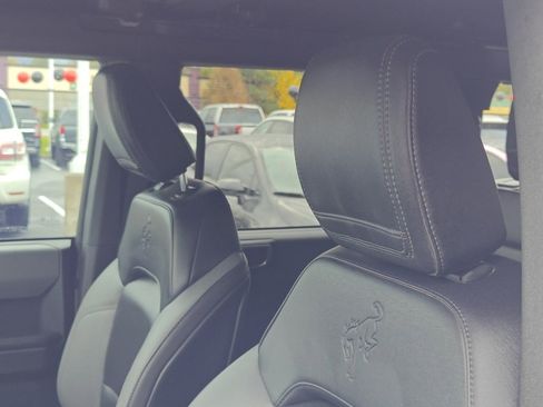 Used 2024 Ford Bronco Black Diamond image 12