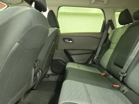 Certified 2023 Nissan Rogue SV image 13