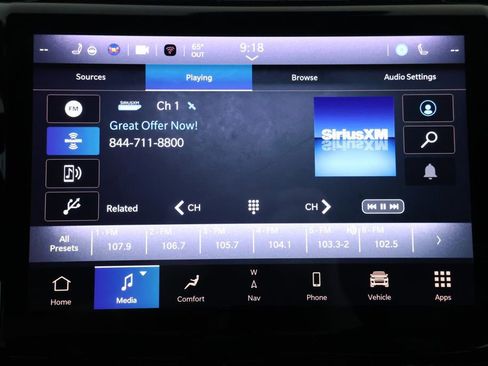 Used 2023 Jeep Grand Cherokee Overland w/ Luxury Tech Group IV image 16