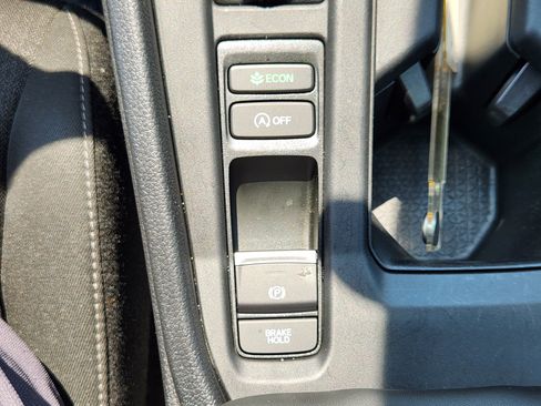Certified 2023 Honda Accord EX image 22