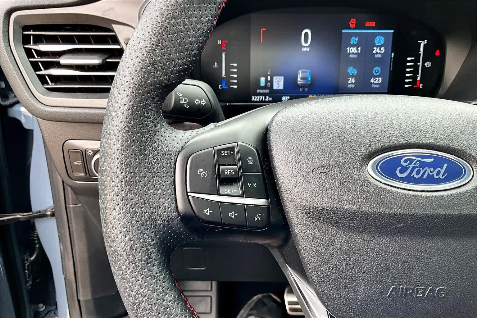 Used 2023 Ford Escape ST-Line w/ Tech Pack #1 AWD/4WD image 24