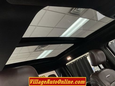 Used 2016 Ford F150 Platinum w/ Equipment Group 701A Luxury image 43