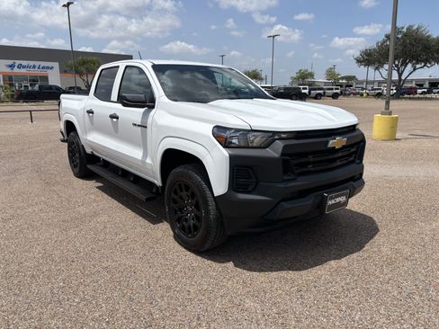 Used 2026 Chevrolet Colorado W/T w/ WT Custom Package RWD image 5
