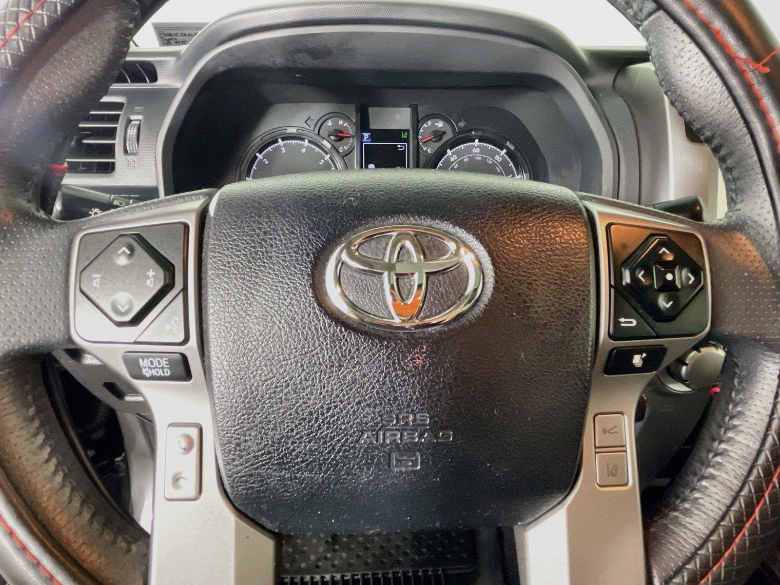 Used 2020 Toyota 4Runner SR5 Premium w/ Moonroof Package AWD/4WD image 13