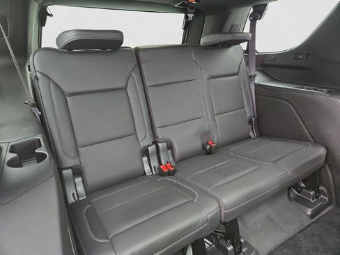 Used 2021 GMC Yukon Denali w/ Denali Ultimate Package image 15