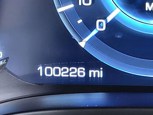 Used 2018 Cadillac Escalade ESV Platinum image 15