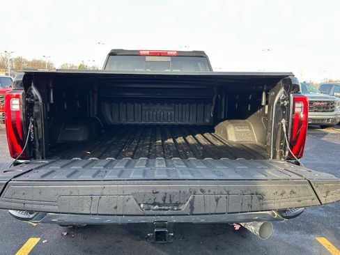 New 2026 GMC Sierra 3500 SLT w/ SLT Premium Package image 15