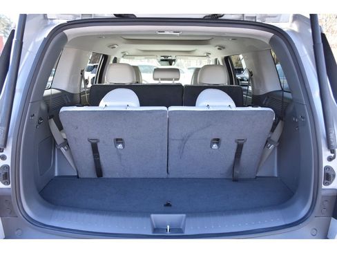 Used 2024 Hyundai Santa Fe Limited image 13