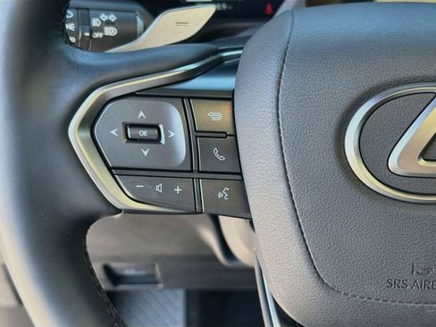 Used 2025 Lexus GX 550 w/ Accessory Package (Z1) AWD/4WD image 40
