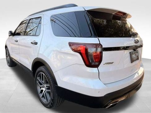 Used 2017 Ford Explorer Sport w/ Equipment Group 401A image 4