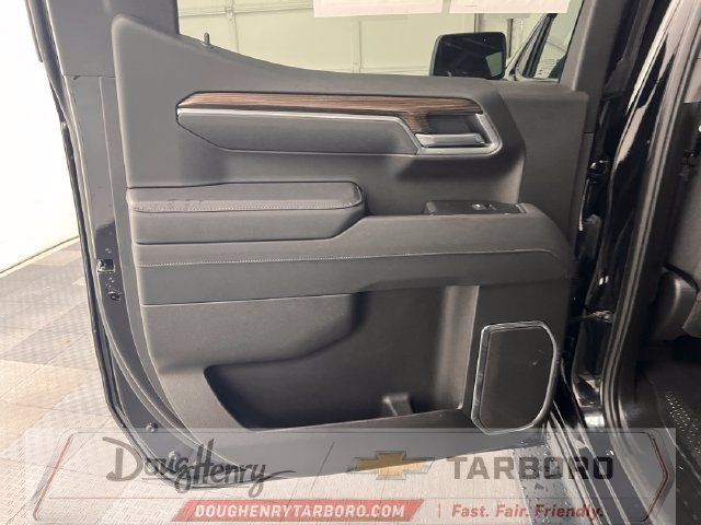 Used 2025 Chevrolet Silverado 1500 RST w/ Convenience Package II AWD/4WD image 33