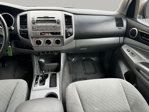 Used 2010 Toyota Tacoma AWD/4WD image 20