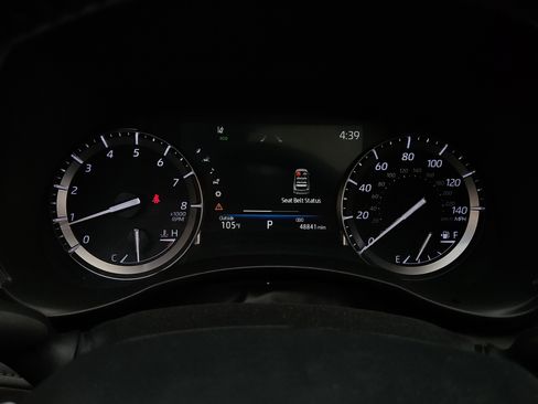 Used 2022 Toyota Highlander XLE image 13