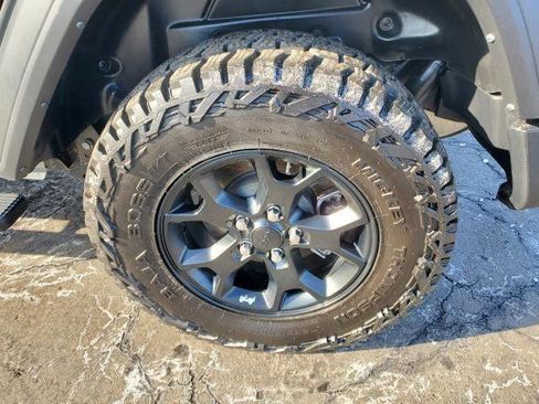 Used 2022 Jeep Wrangler Unlimited Willys image 27