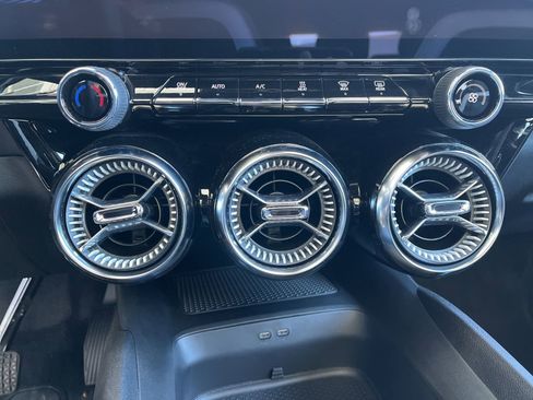 New 2024 Chevrolet Blazer EV LT image 33