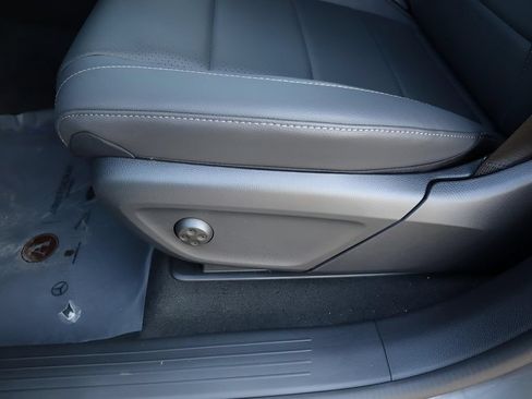 Certified 2026 Mercedes-Benz GLE 350 4MATIC image 30