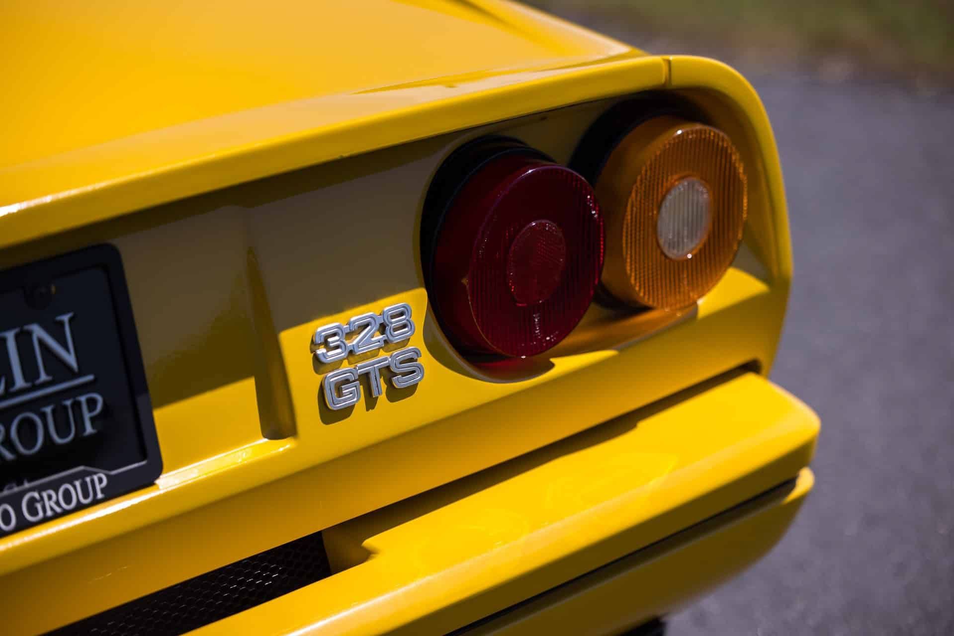 Used 1986 Ferrari 328 GTS RWD image 10