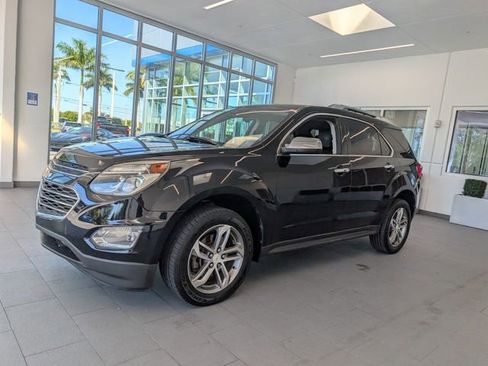 Used 2017 Chevrolet Equinox Premier w/ Enhanced Convenience Package image 3