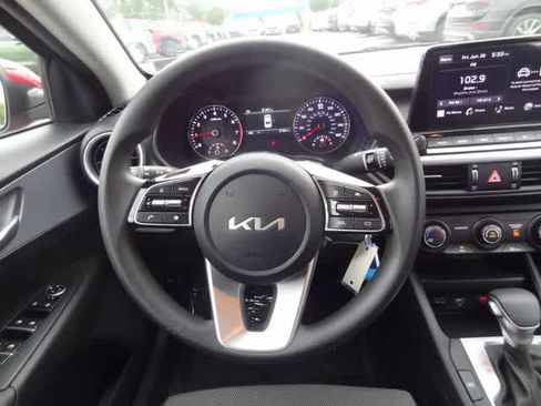 Used 2024 Kia Forte LXS FWD image 11