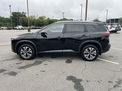 Certified 2023 Nissan Rogue SV w/ SV Premium B Package AWD/4WD image 8