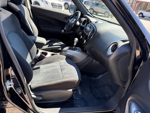 Used 2016 Nissan Juke SV image 16