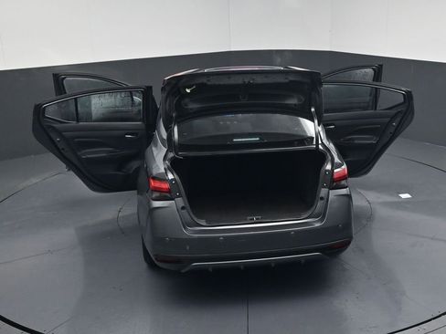 Used 2025 Nissan Versa SV FWD image 20