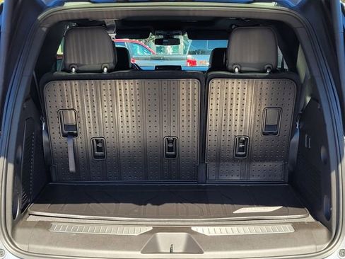 Used 2021 Chevrolet Tahoe Z71 image 18