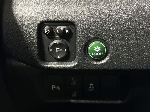 Used 2021 Honda Pilot Elite image 19