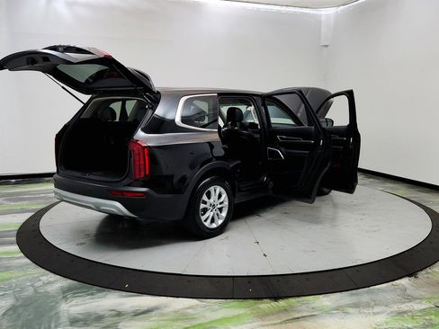Used 2022 Kia Telluride LX FWD image 11
