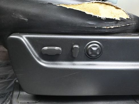 Used 2008 Chevrolet Suburban LT w/ LT Preferred Equipment Group image 21