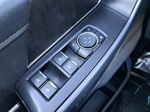 Used 2023 Ford F150 Lariat image 33