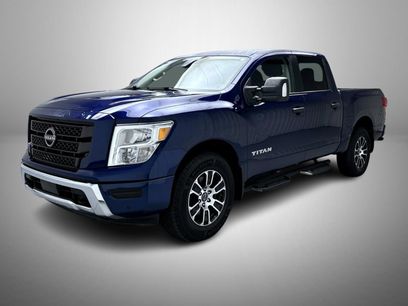 Used 2023 Nissan Titan SV w/ SV Convenience Package