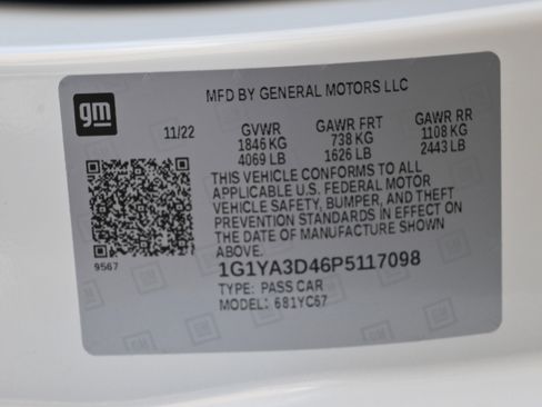 Used 2023 Chevrolet Corvette Stingray Convertible w/ 1LT image 34